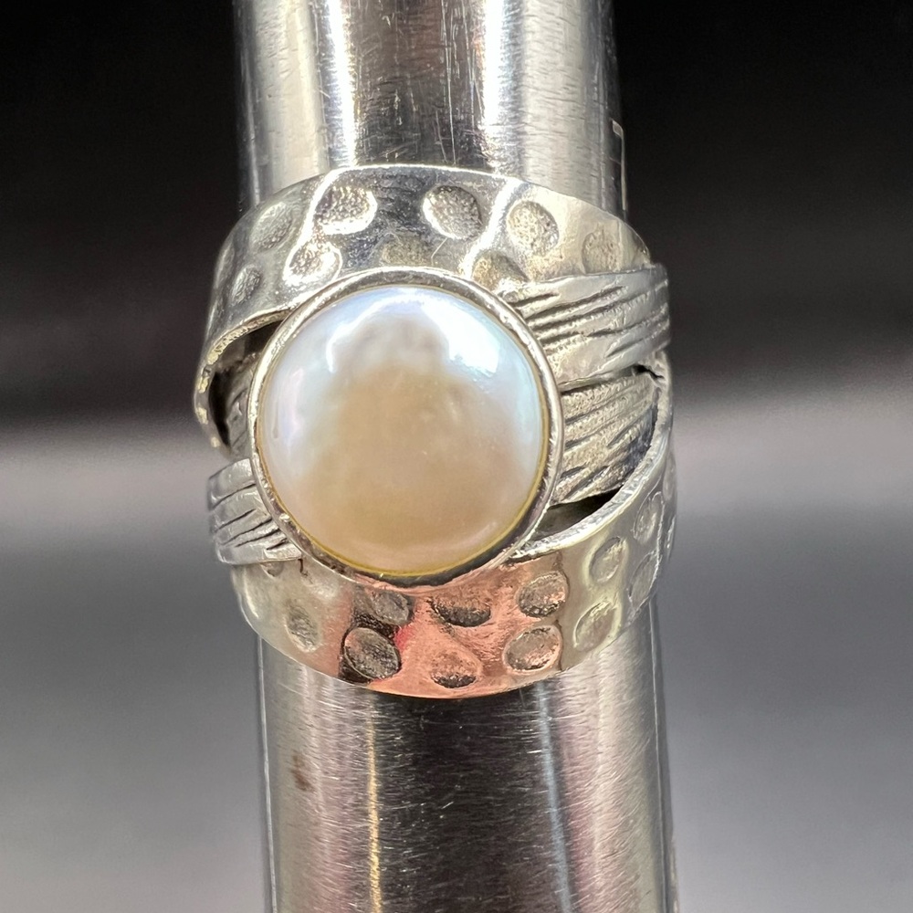 Sterling Silver and Pearl Ring